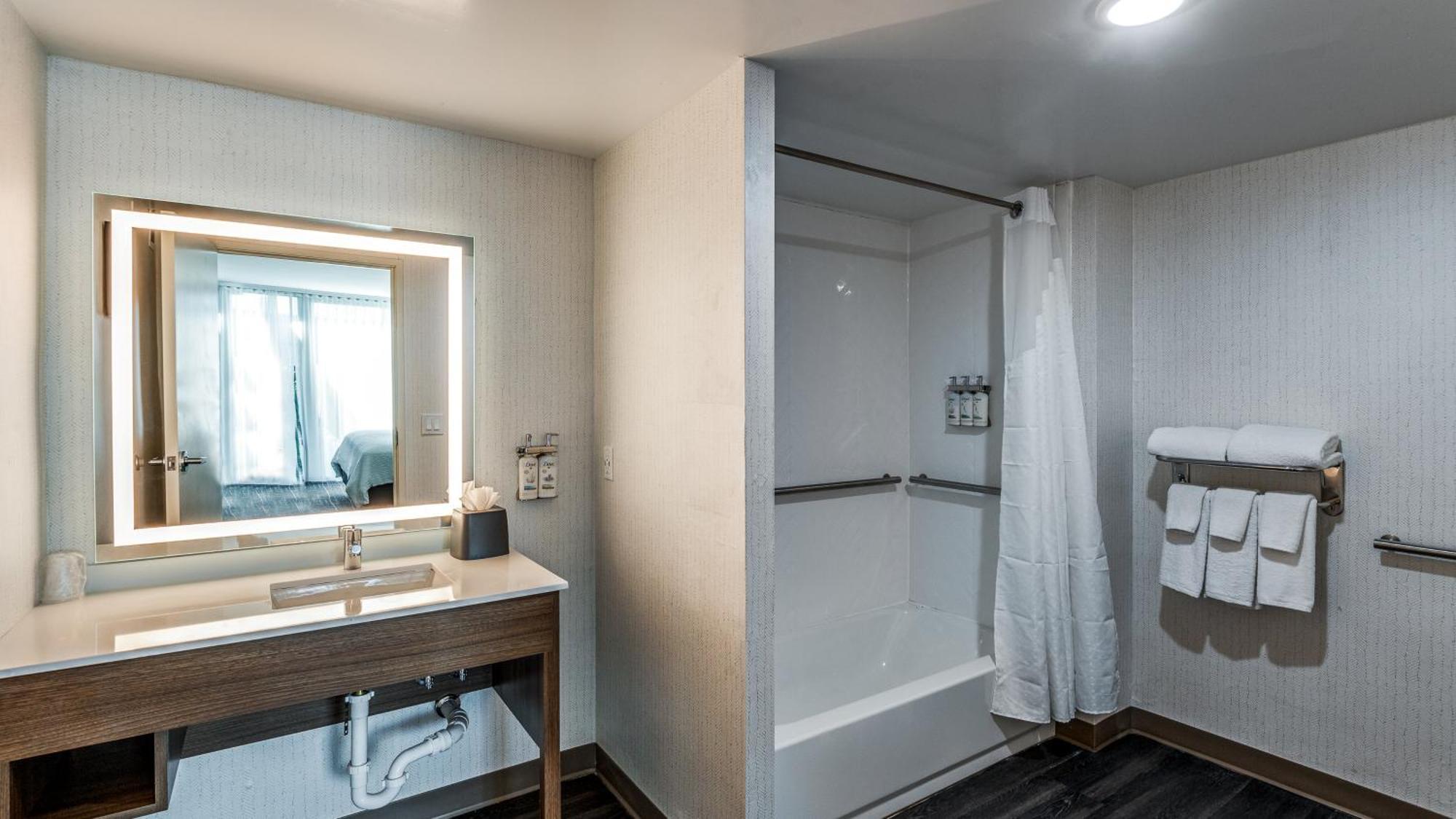 Holiday Inn Dallas Market Ctr Love Field By Ihg Εξωτερικό φωτογραφία